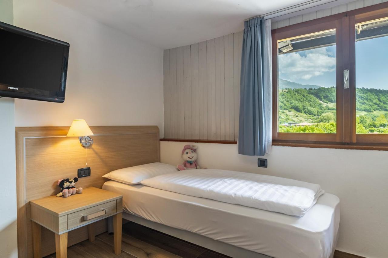 Garni Bellavista Hotel Калчераника ал Лаго Екстериор снимка