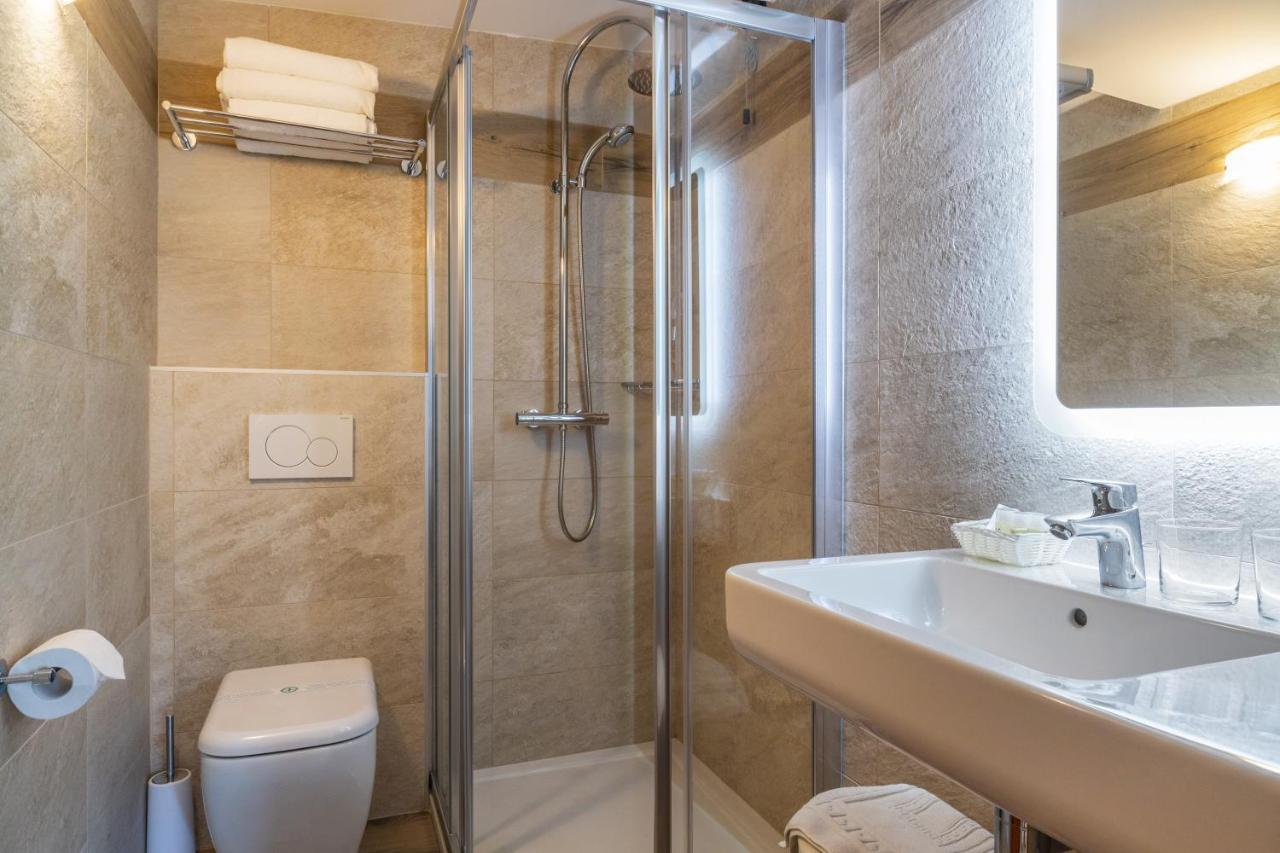 Garni Bellavista Hotel Калчераника ал Лаго Екстериор снимка
