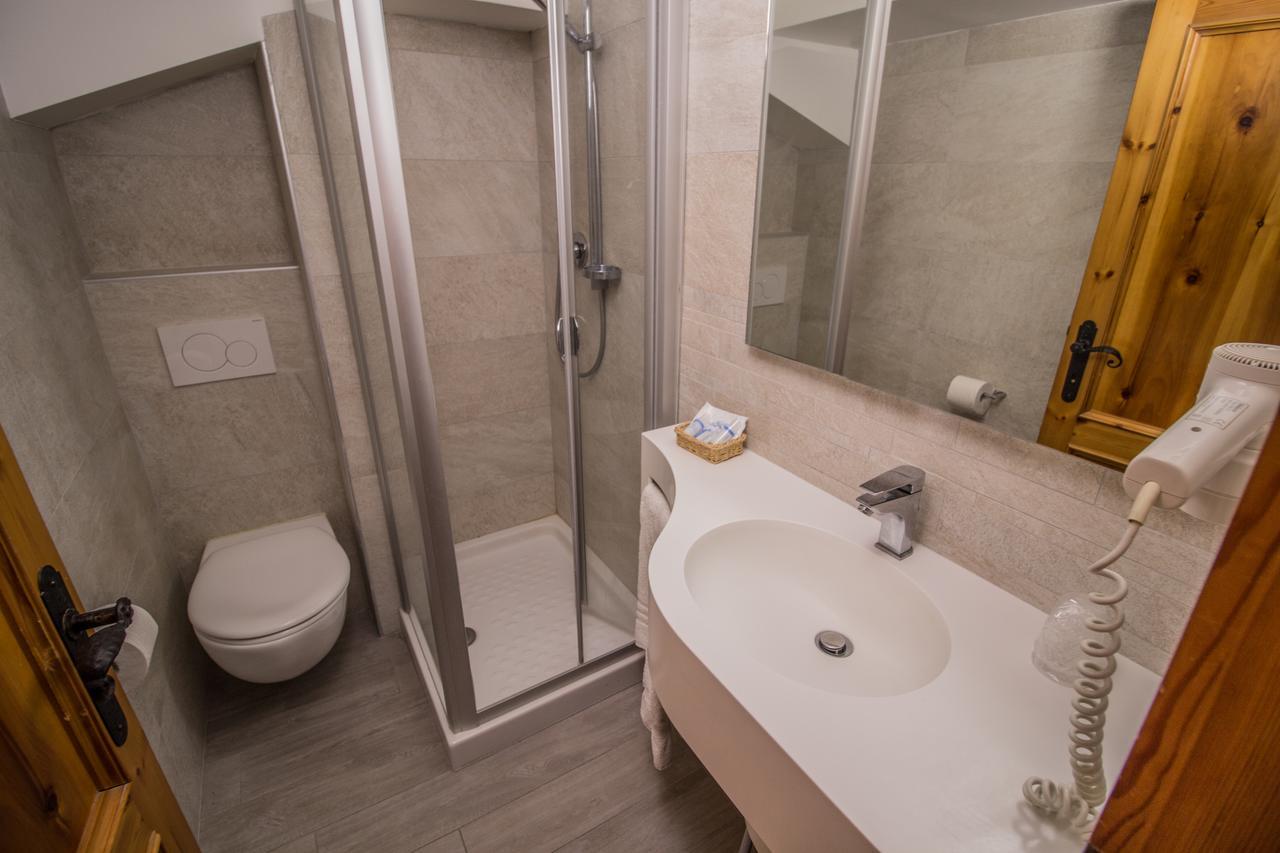 Garni Bellavista Hotel Калчераника ал Лаго Екстериор снимка