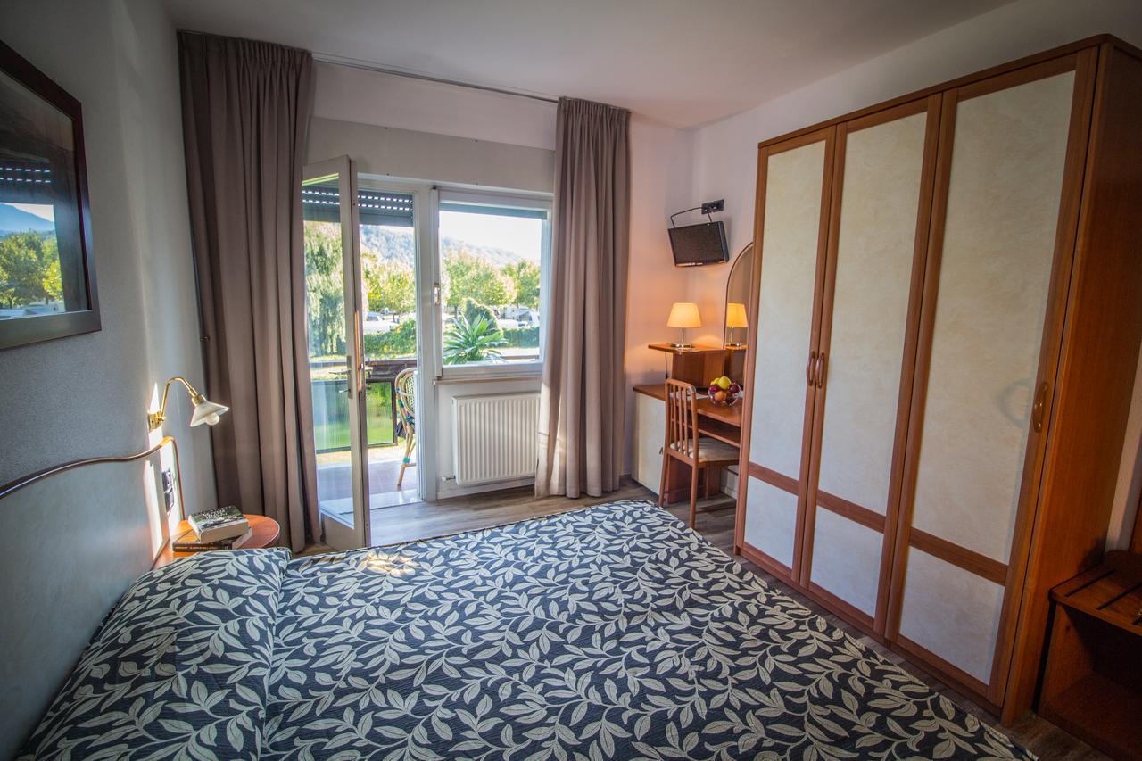 Garni Bellavista Hotel Калчераника ал Лаго Екстериор снимка