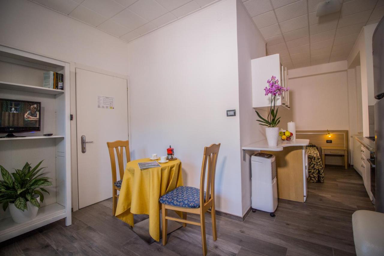 Garni Bellavista Hotel Калчераника ал Лаго Екстериор снимка